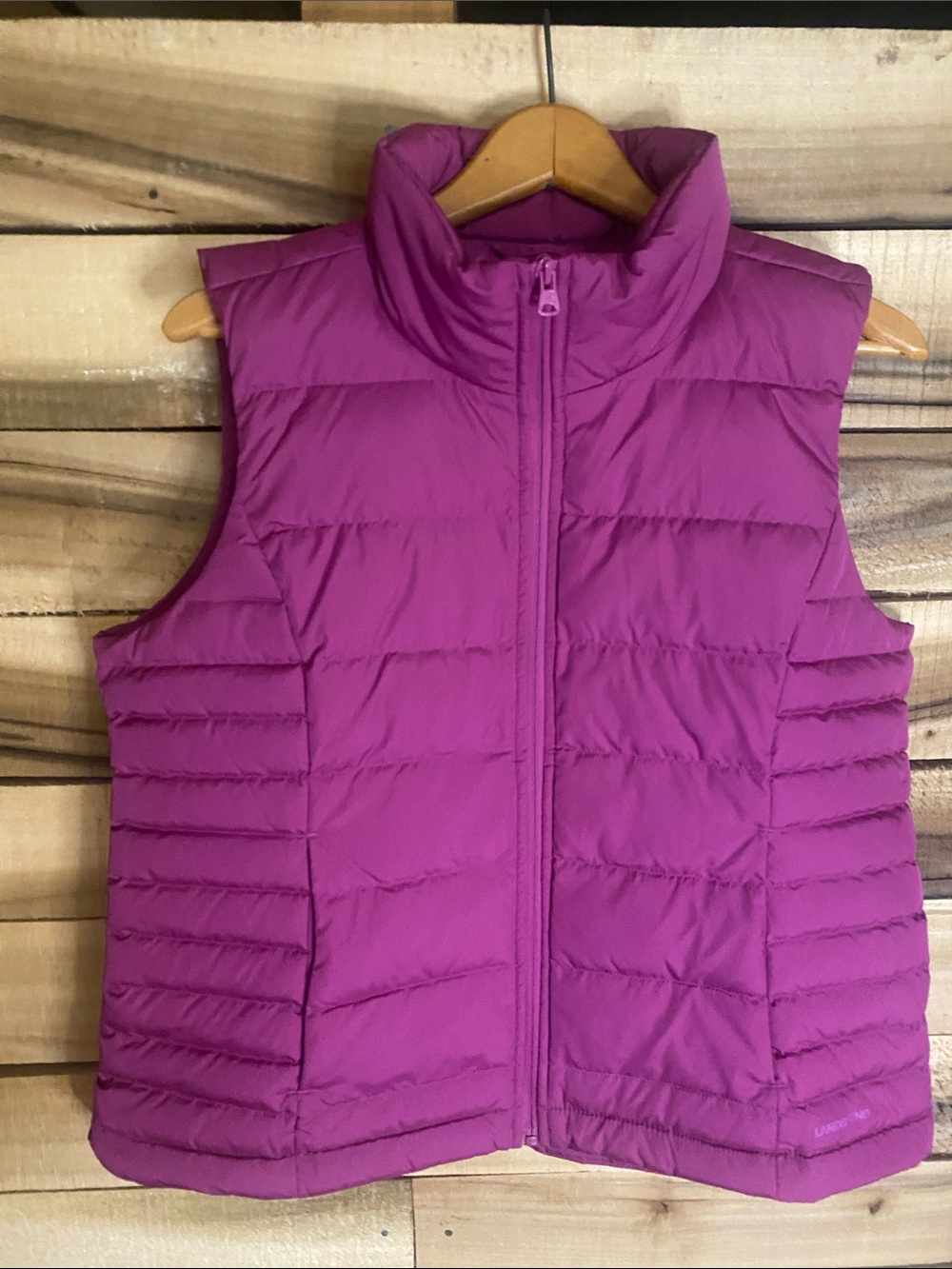 Lands' End Deep Magenta down filled puffer Vest size Medium Petite 10-12